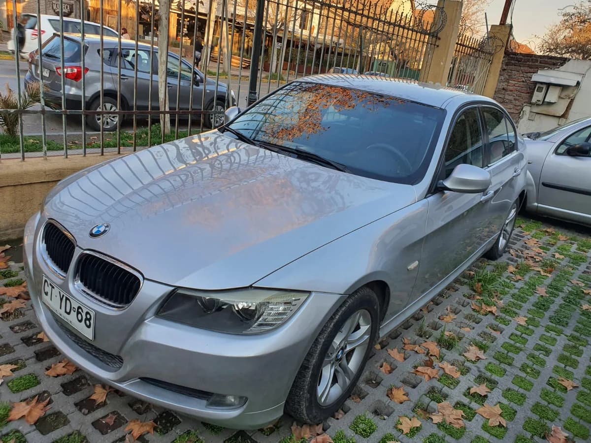 BMW 318 IA 2.0 AUTOMATICO FULL - Imagen 3