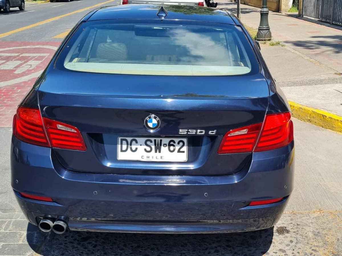 2011 BMW 530 turbo diesel 3.0 - Imagen 3