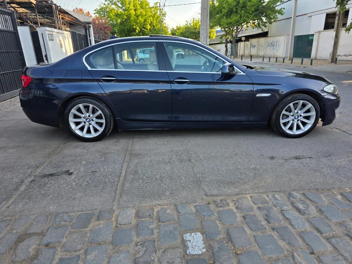 BMW 530 2011 Bencina