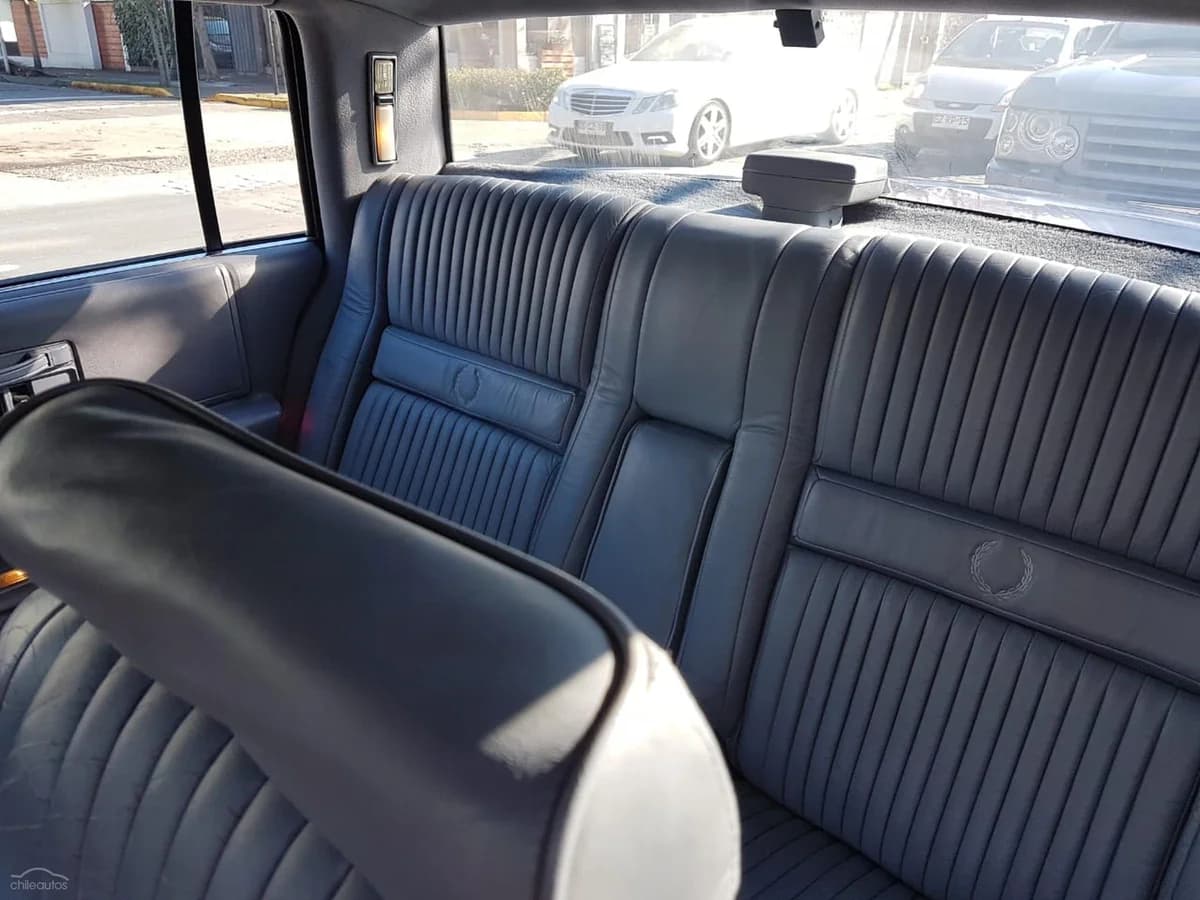 Cadillac Seville V8 1987 - Clásico Americano de Época - Imagen 9