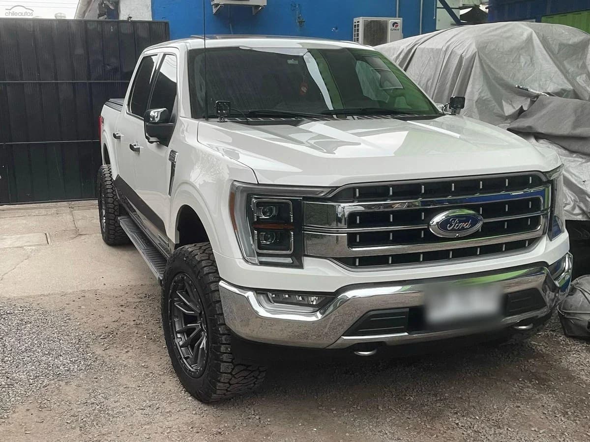 Ford F-150 Lariat 4X4 5.0 2026 - Imagen 5