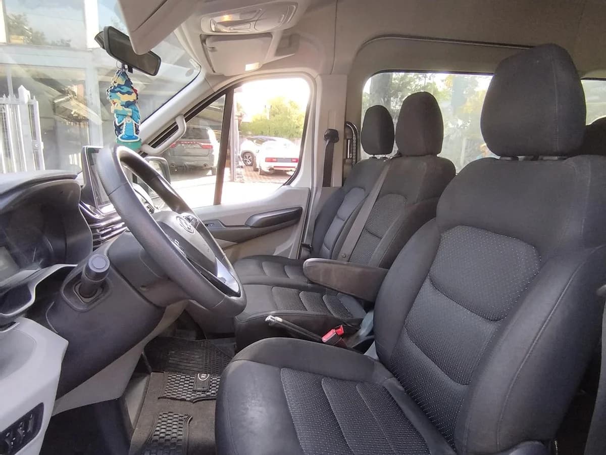 Maxus V90 Minibús Automático 2022 - Imagen 8