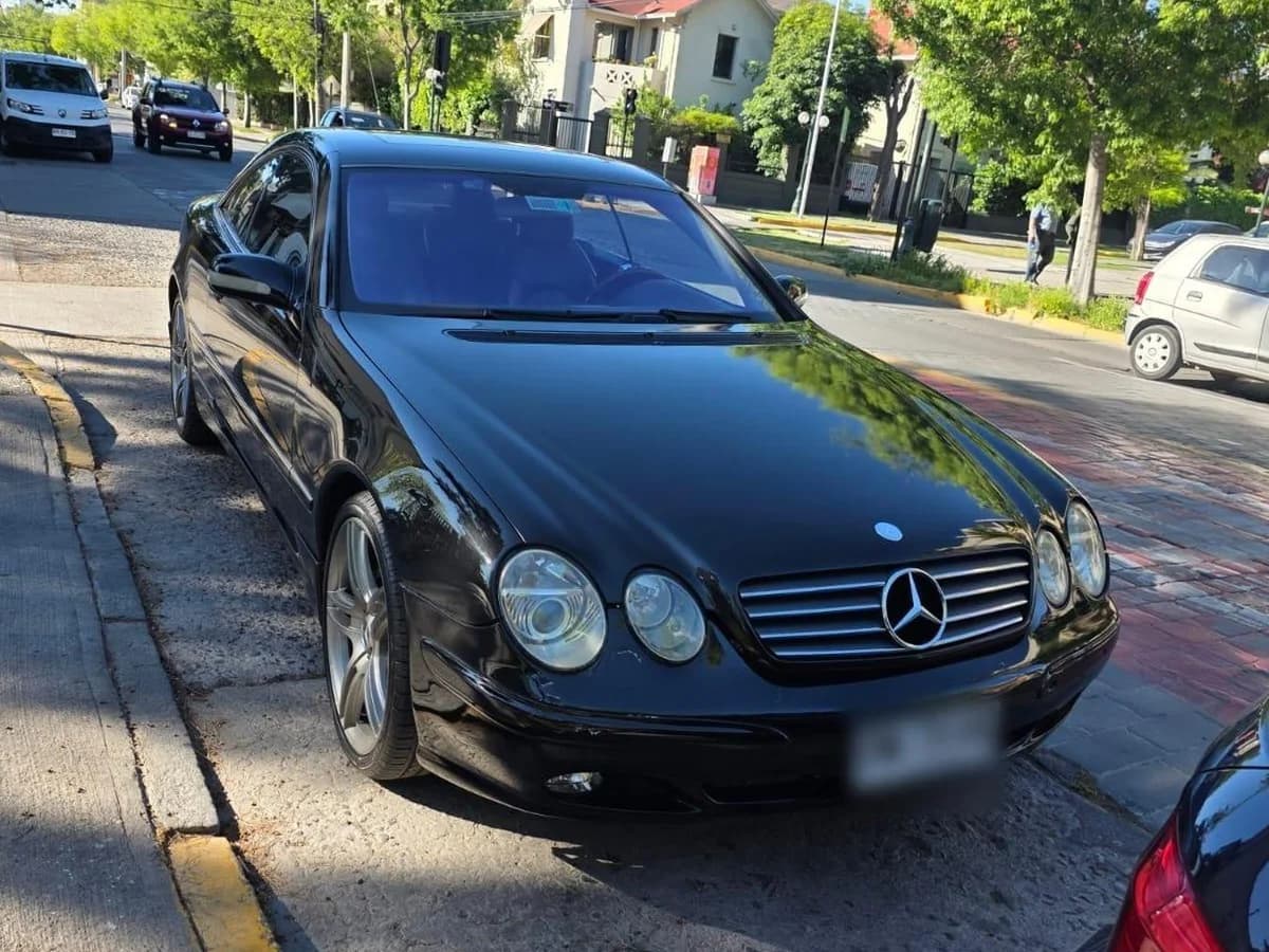 Mercedes-Benz CL 500 5.0 V8 - Imagen 1