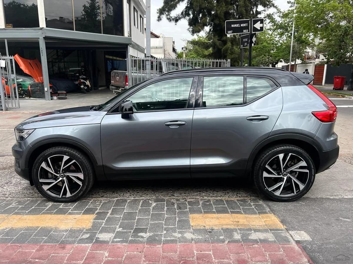 VOLVO XC40 T5 R-DESIGN 2019 - Imagen 2