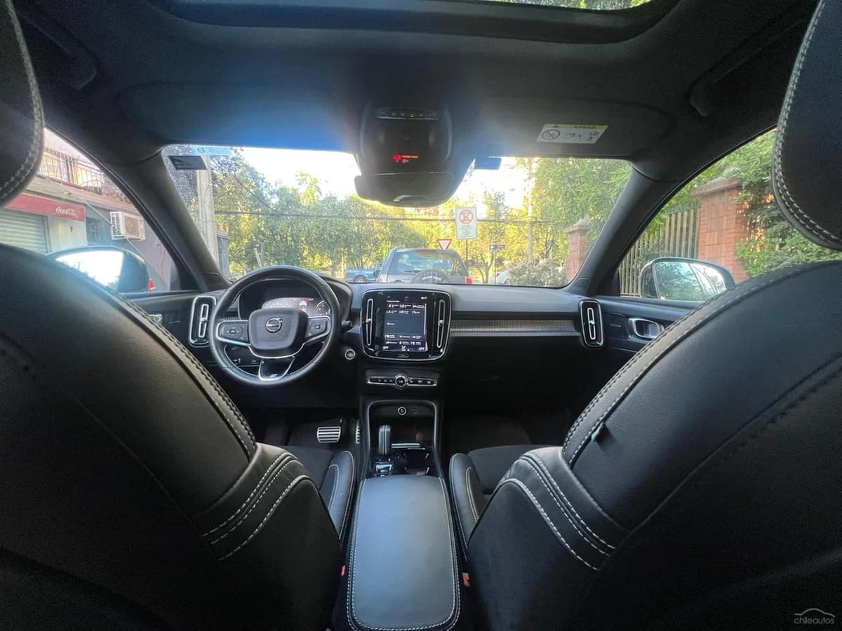 VOLVO XC40 T5 R-DESIGN 2019 - Imagen 15