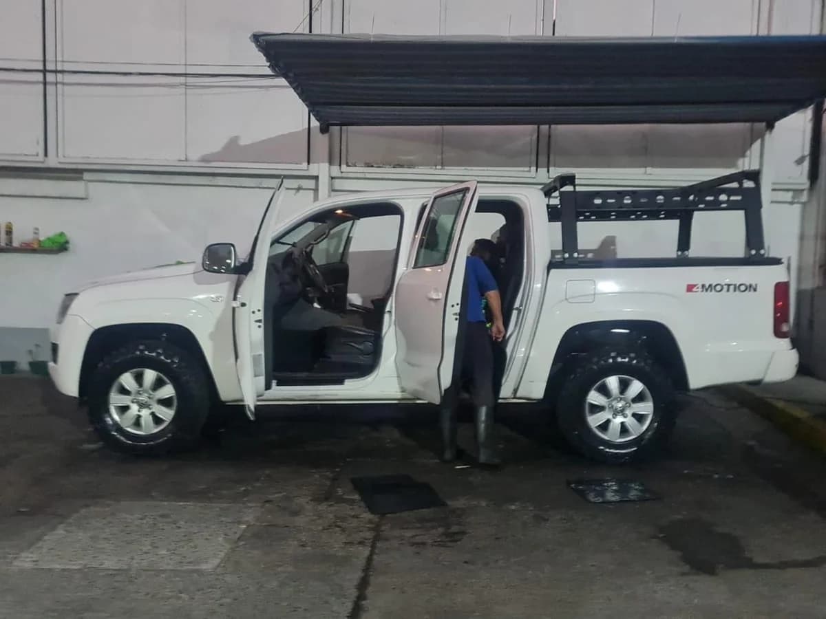 Volkswagen Amarok 2.0 TDI Power Plus 4WD - Imagen 1