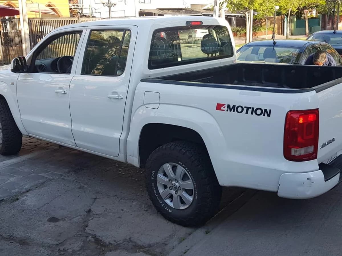 Volkswagen Amarok 2.0 TDI Power Plus 4WD - Imagen 2