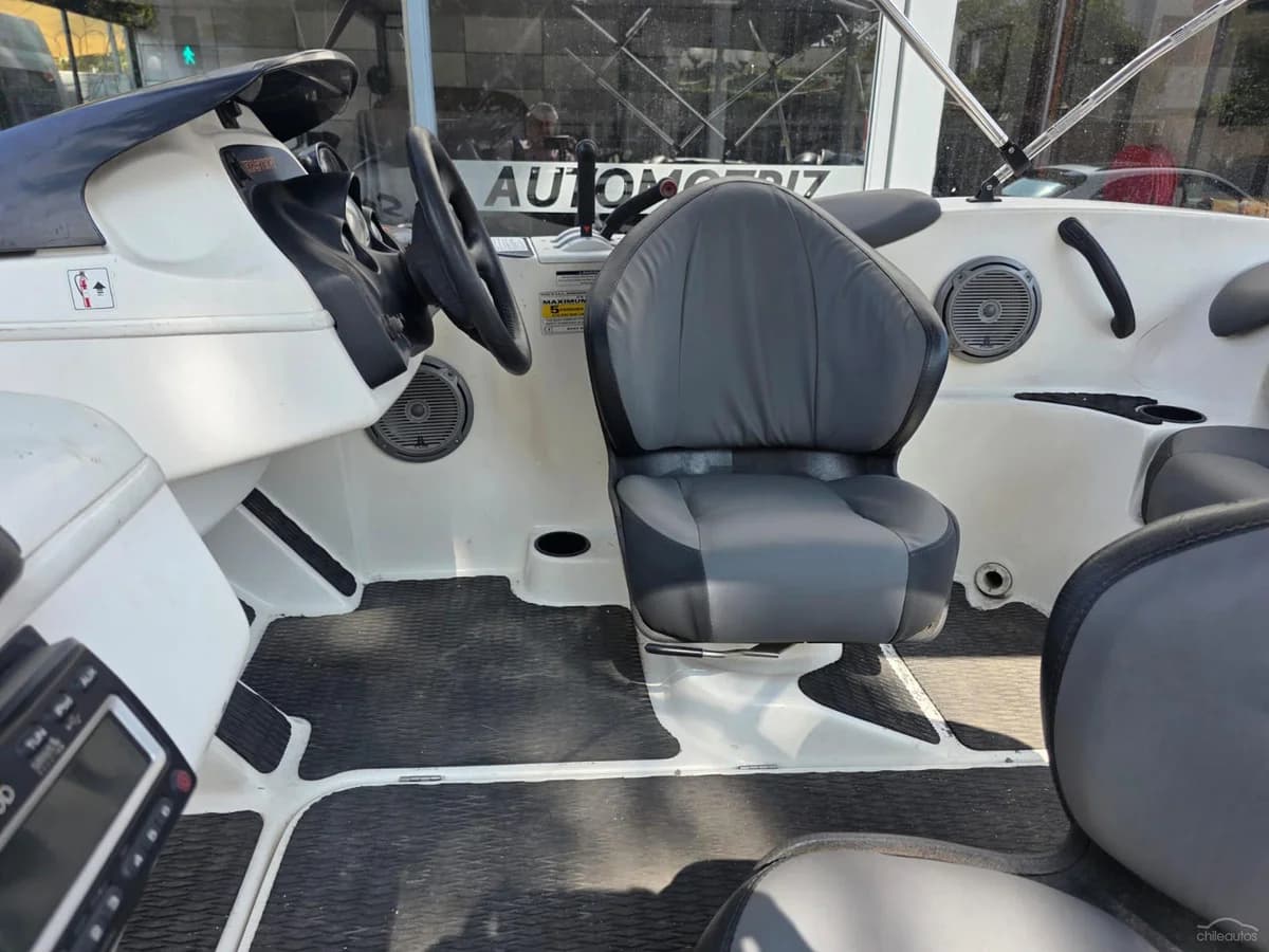 Sea-Doo Speedster 2004 - Lancha de Lujo en Excelente Estado - Imagen 6