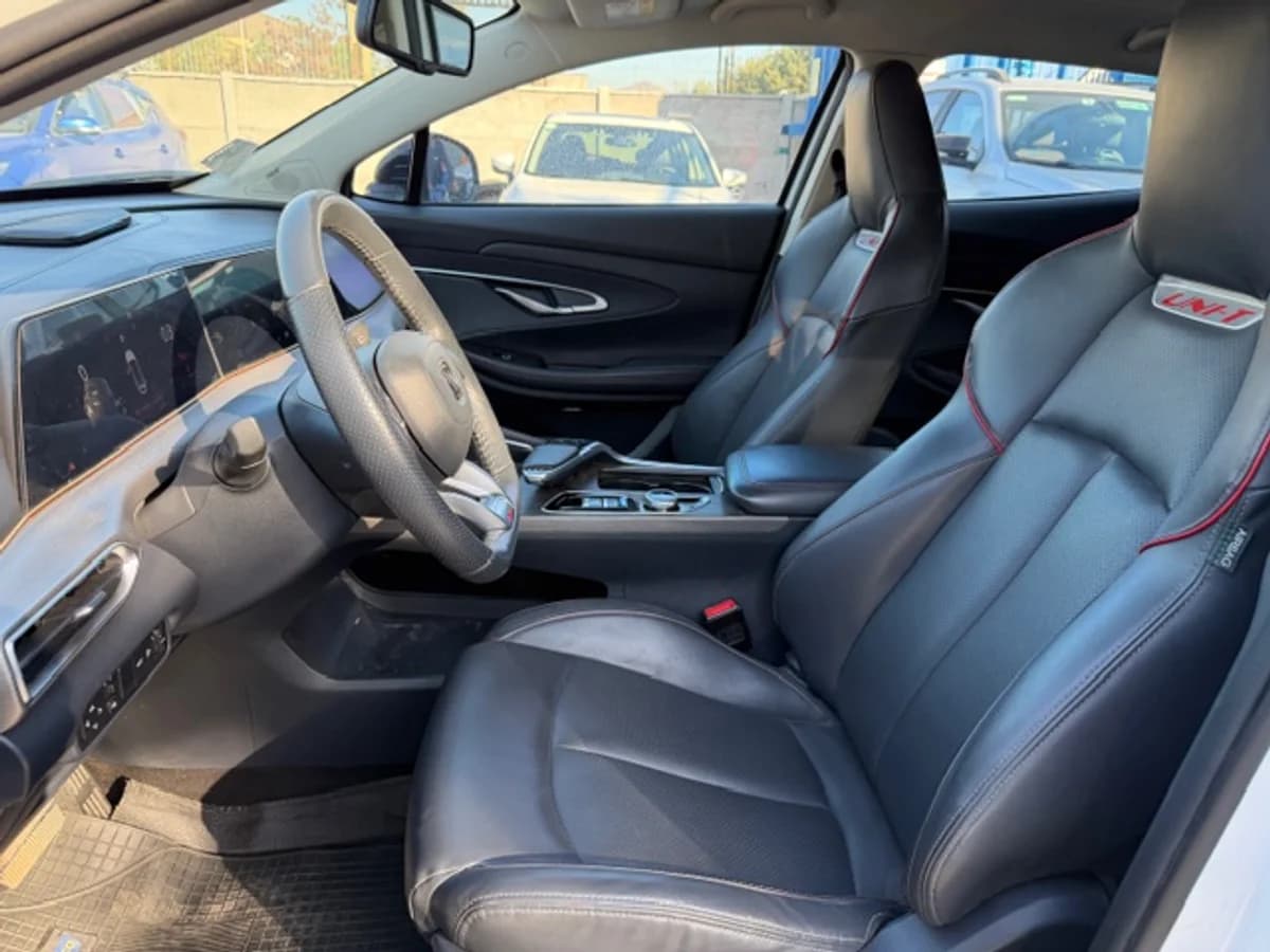 2022 Changan Uni-T 1.5T Elite DCT Auto - Imagen 8