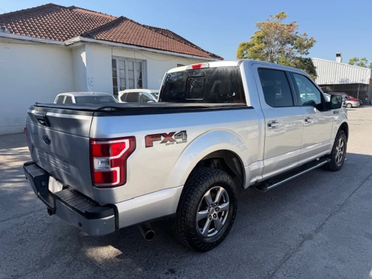 2019 Ford F-150 5.0 Double Cab XLT 4WD - Imagen 4