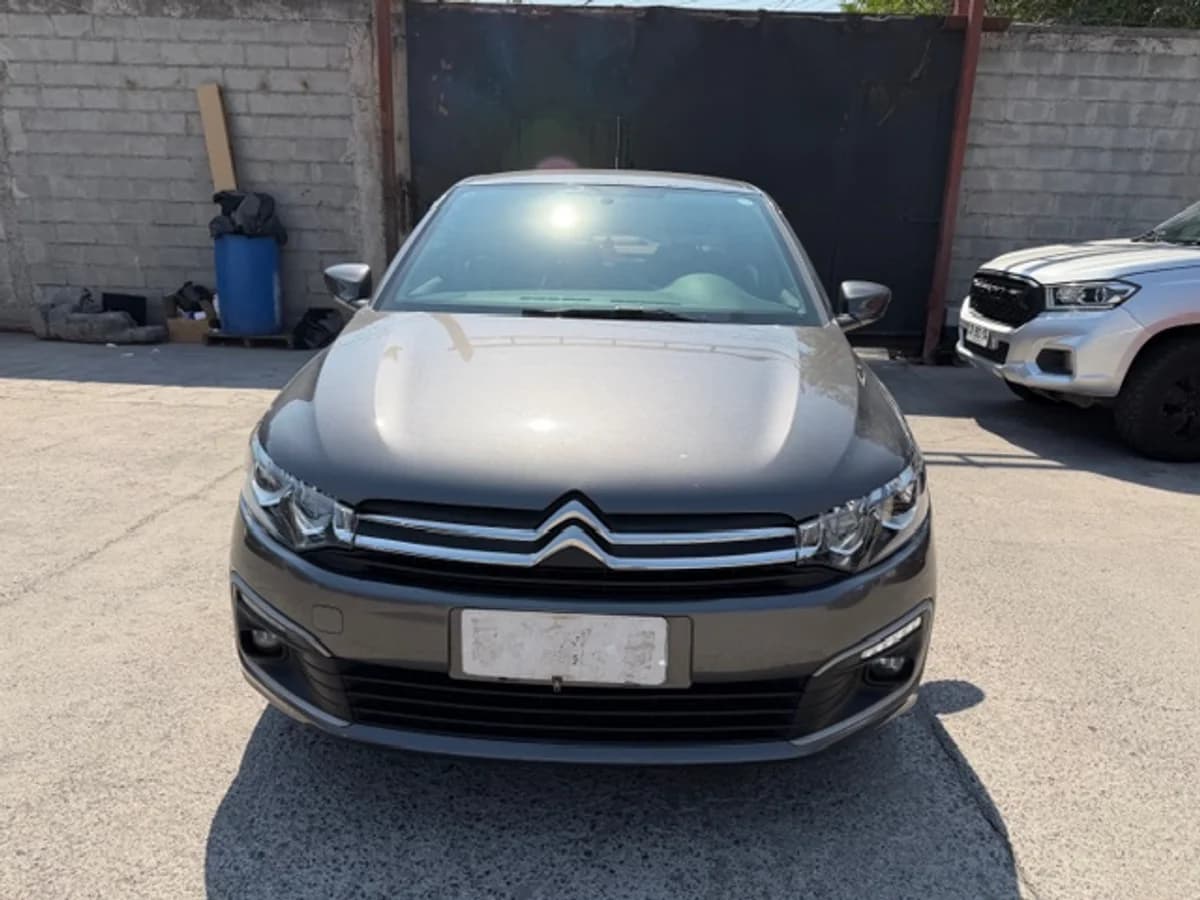 2022 Citroën C-Elysee 1.6 Manual HDI 92 Feel - Imagen 2