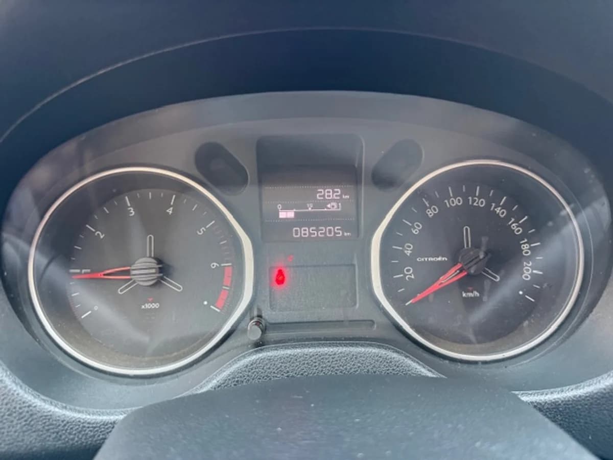 2022 Citroën C-Elysee 1.6 Manual HDI 92 Feel - Imagen 9