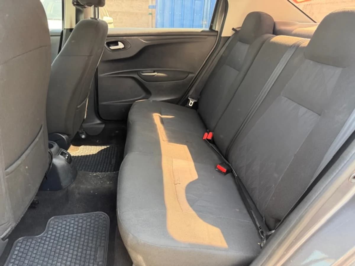2022 Citroën C-Elysee 1.6 Manual HDI 92 Feel - Imagen 12