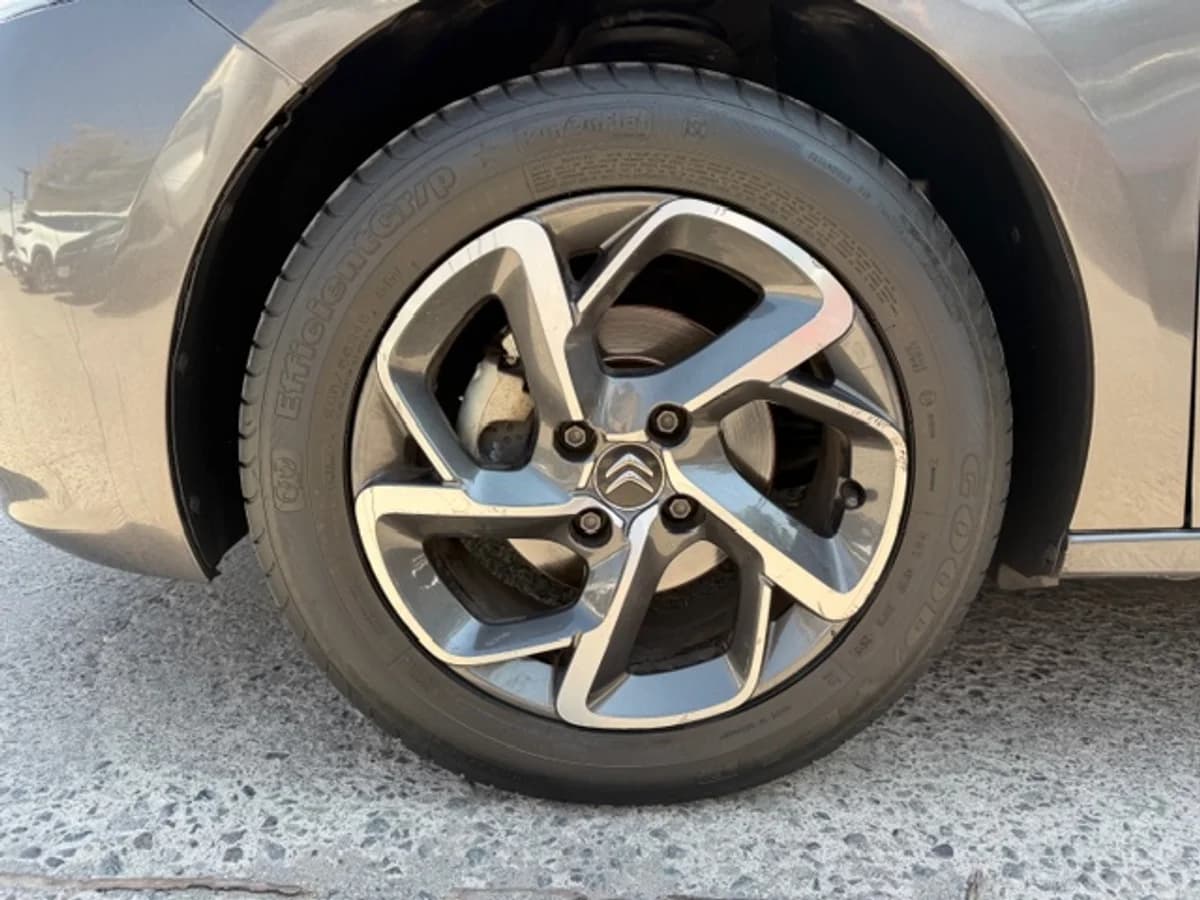 2022 Citroën C-Elysee 1.6 Manual HDI 92 Feel - Imagen 15