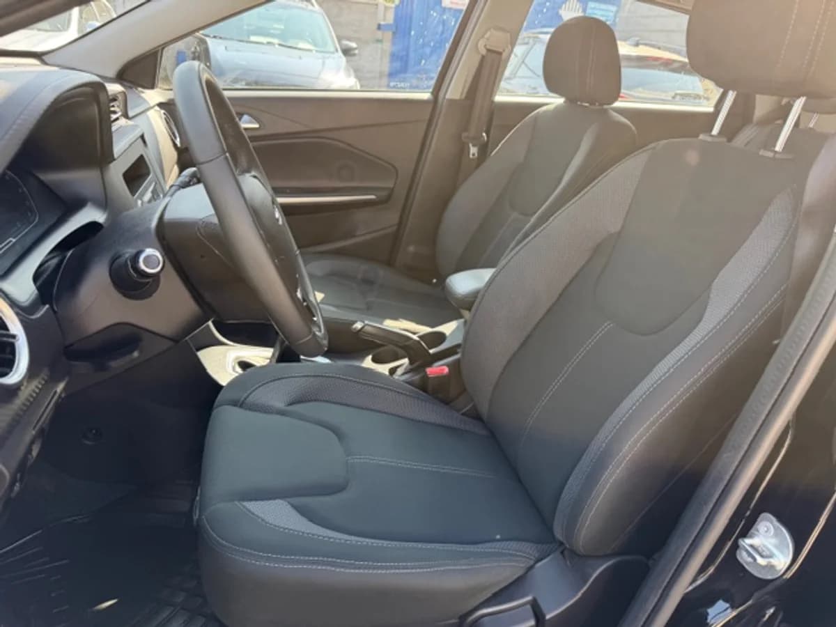 2024 Chery Tiggo 2 1.5 GL - Imagen 8