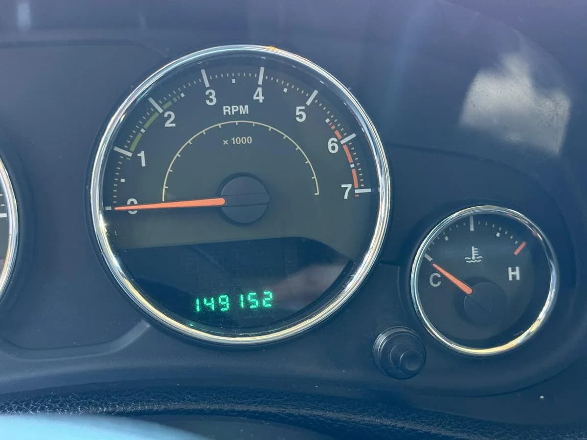 JEEP WRANGLER 70TH - Imagen 13