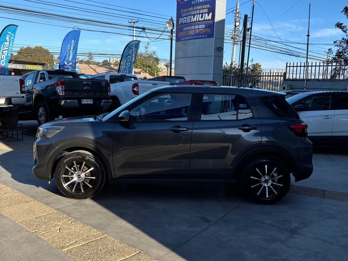 TOYOTA RAIZE 1.2 I 4X2 MT 5P - Imagen 2