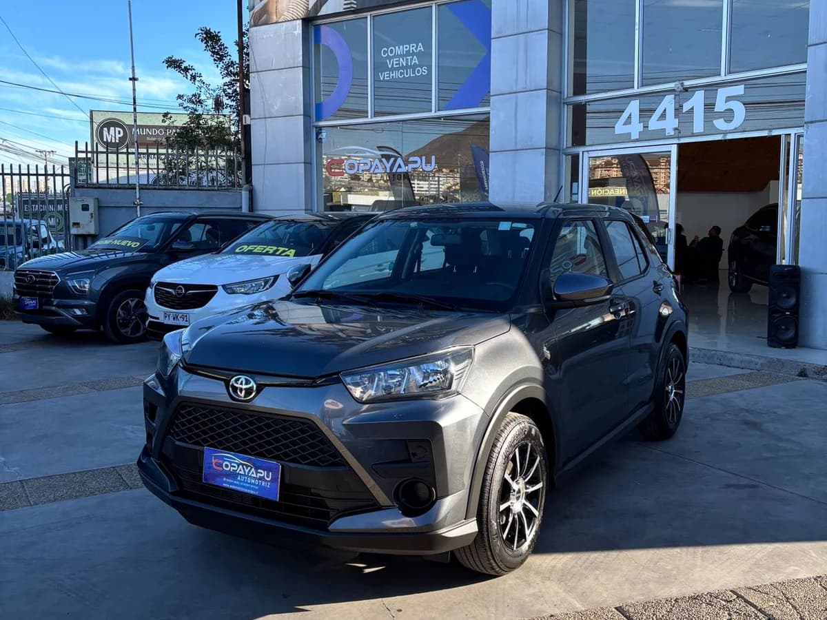 TOYOTA RAIZE 1.2 I 4X2 MT 5P - Imagen 3