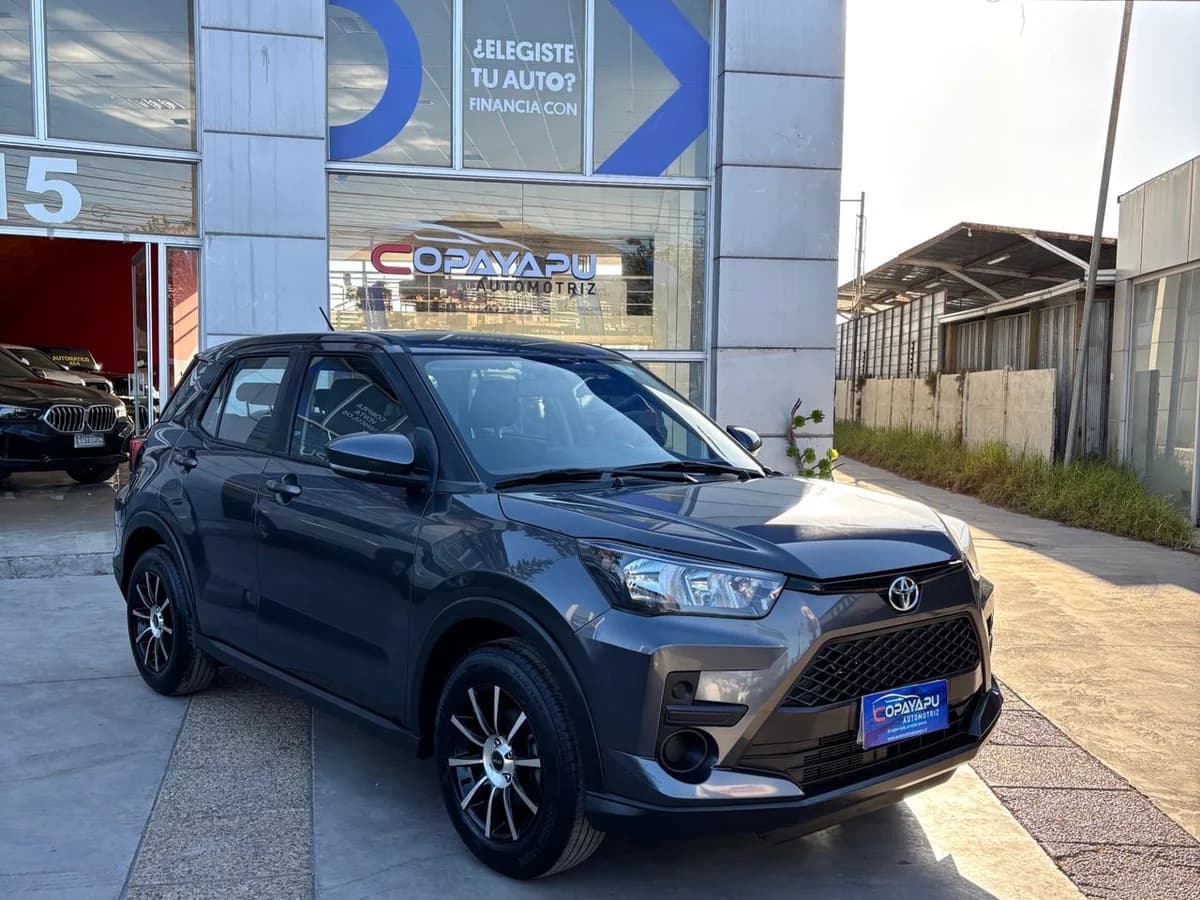 TOYOTA RAIZE 1.2 I 4X2 MT 5P - Imagen 4