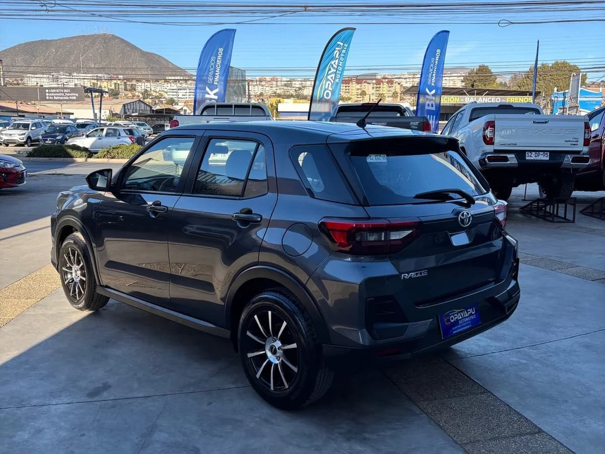 TOYOTA RAIZE 1.2 I 4X2 MT 5P - Imagen 6