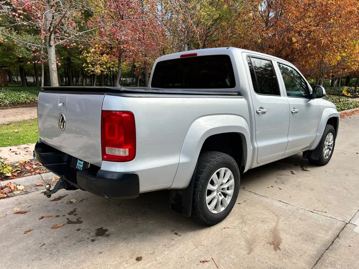 VOLKSWAGEN AMAROK TRENDLINE 4X2 MT - Imagen 5