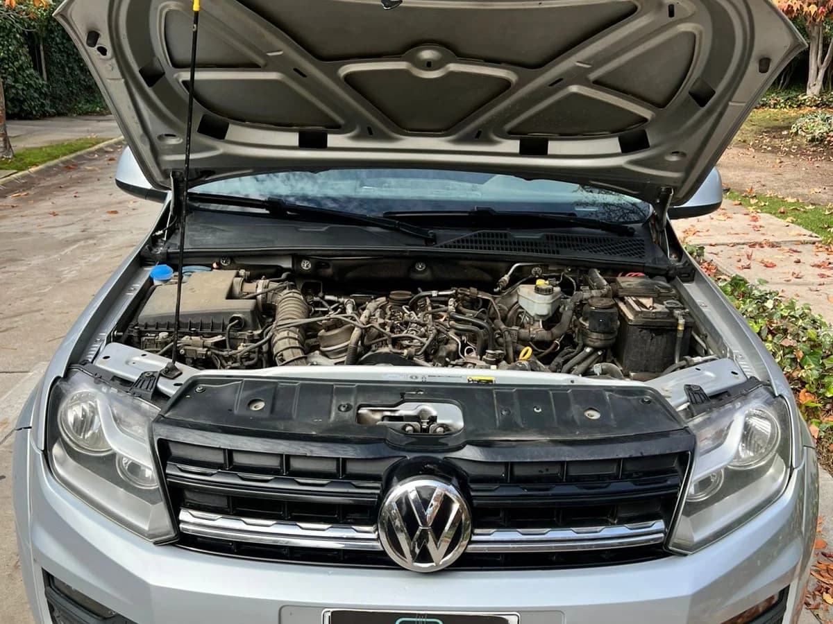 VOLKSWAGEN AMAROK TRENDLINE 4X2 MT - Imagen 17