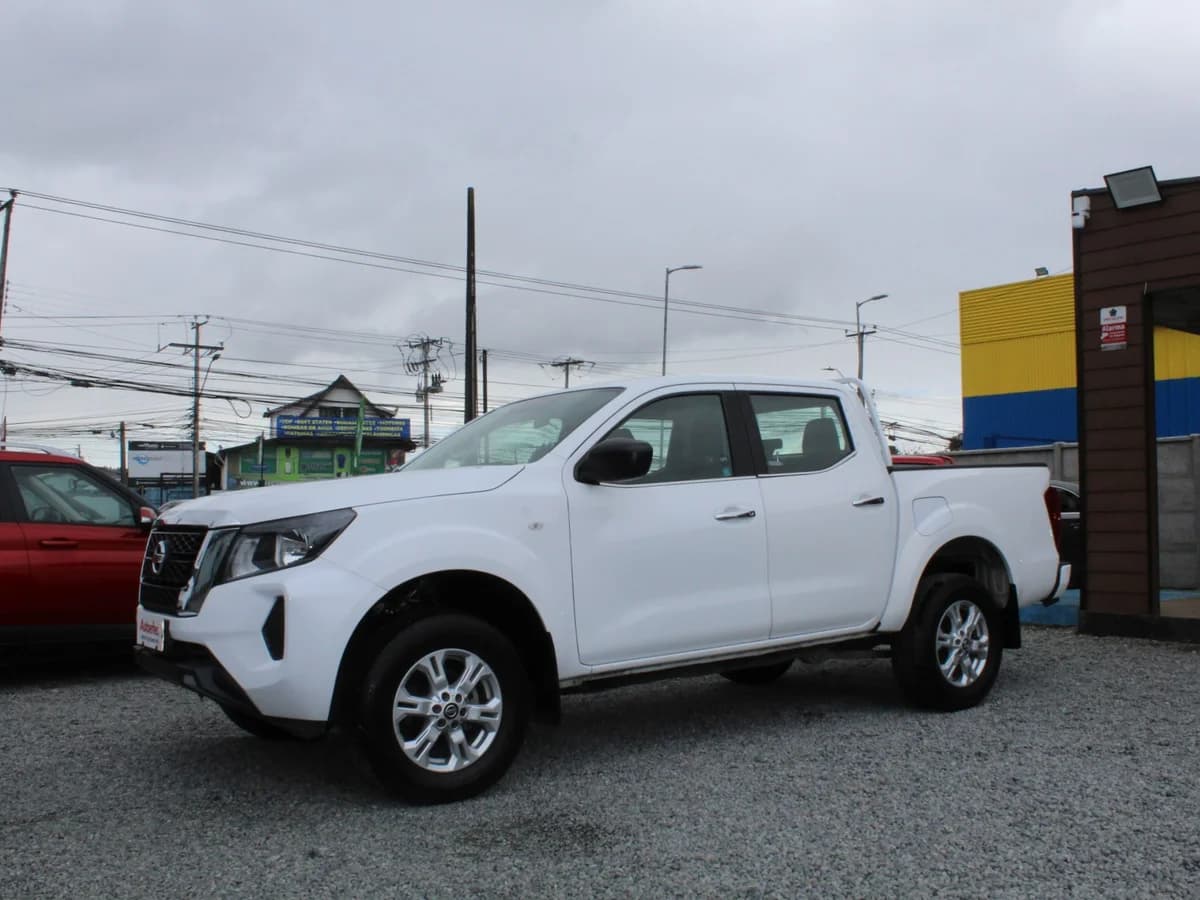 NISSAN NAVARA 4X4 DIÉSEL - Imagen 1