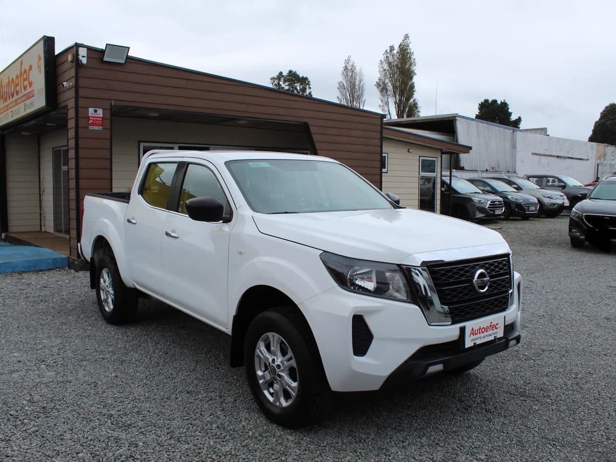 NISSAN NAVARA 4X4 DIÉSEL - Imagen 4