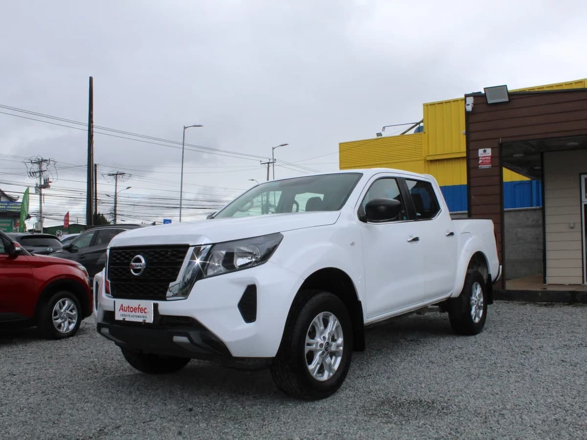 NISSAN NAVARA 4X4 DIÉSEL - Imagen 2