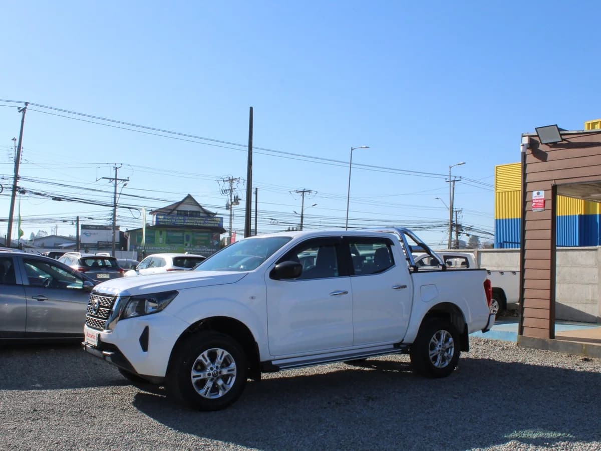 NISSAN NAVARA 4X4 DIÉSEL - Imagen 1