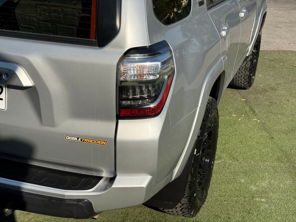 Toyota 4Runner SR5 2022 - Imagen 10