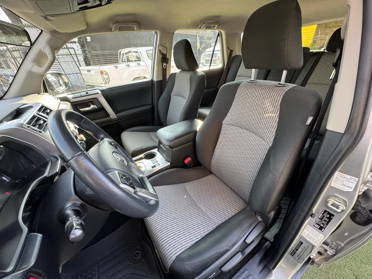 Toyota 4Runner SR5 2022 - Imagen 13