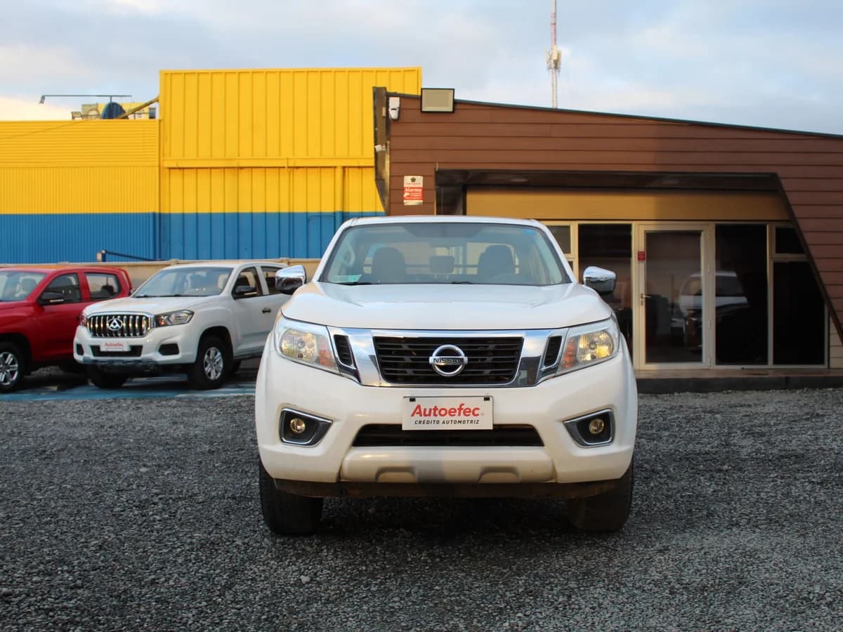 NISSAN NP300 XE 4X4 - Imagen 3