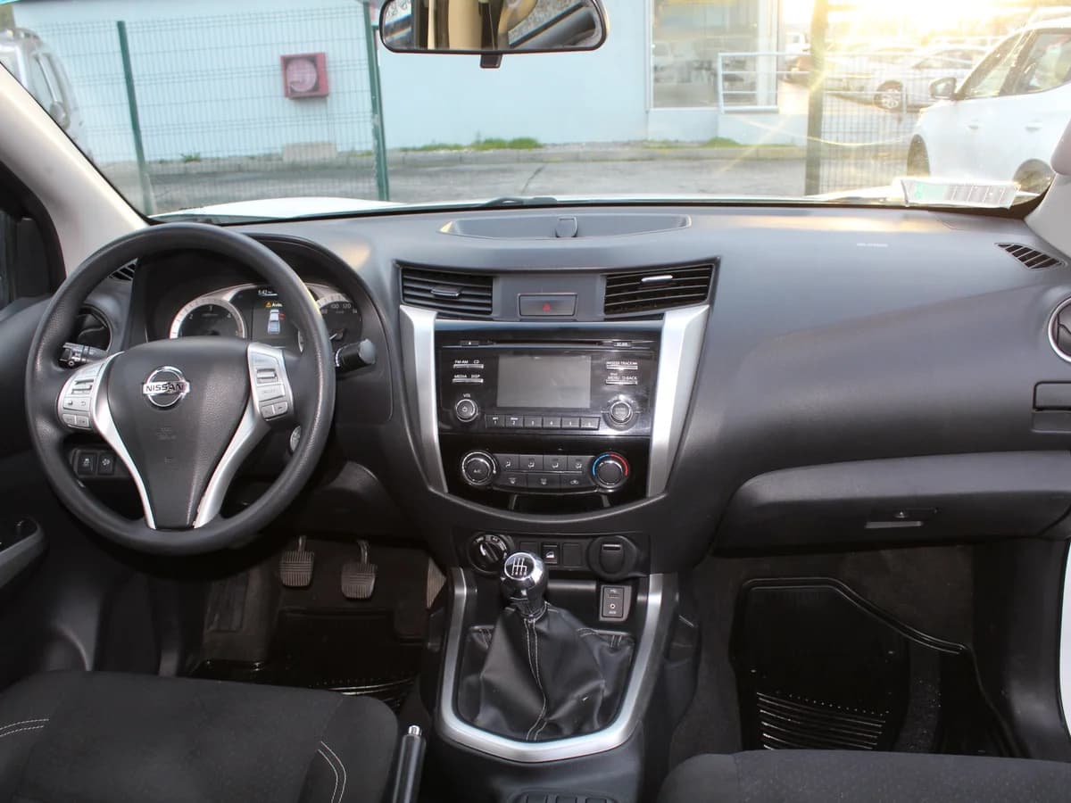 NISSAN NP300 XE 4X4 - Imagen 6