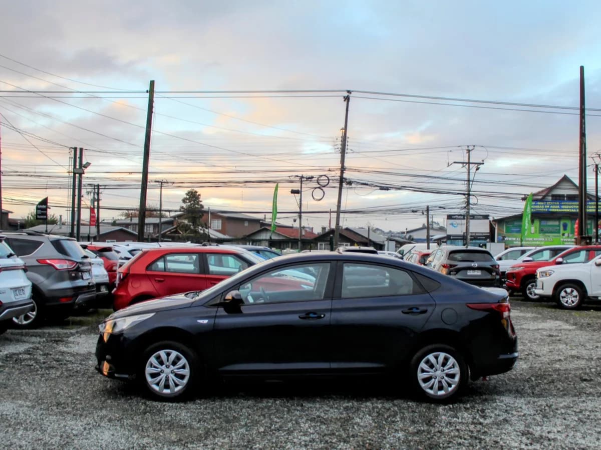 HYUNDAI ACCENT HCI 1.4 A/C 2021 - Imagen 11