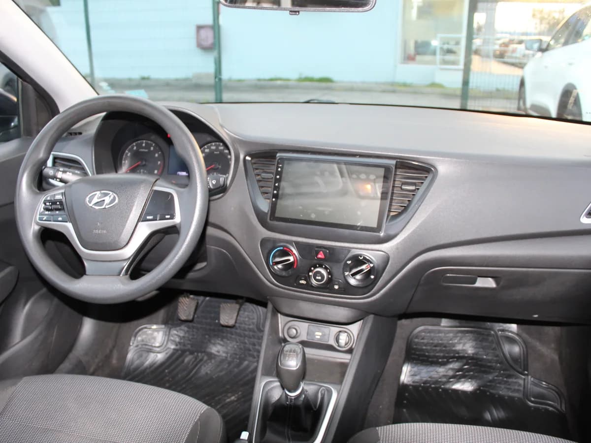 HYUNDAI ACCENT HCI 1.4 A/C 2021 - Imagen 6