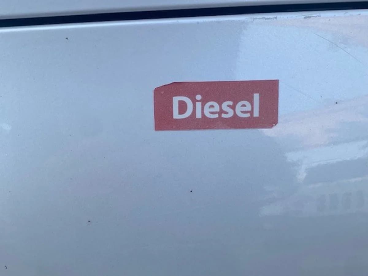 PEUGEOT 2008 2008 BLUE HDI 2021 - Imagen 9