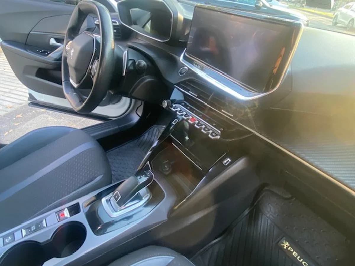 PEUGEOT 2008 2008 BLUE HDI 2021 - Imagen 12