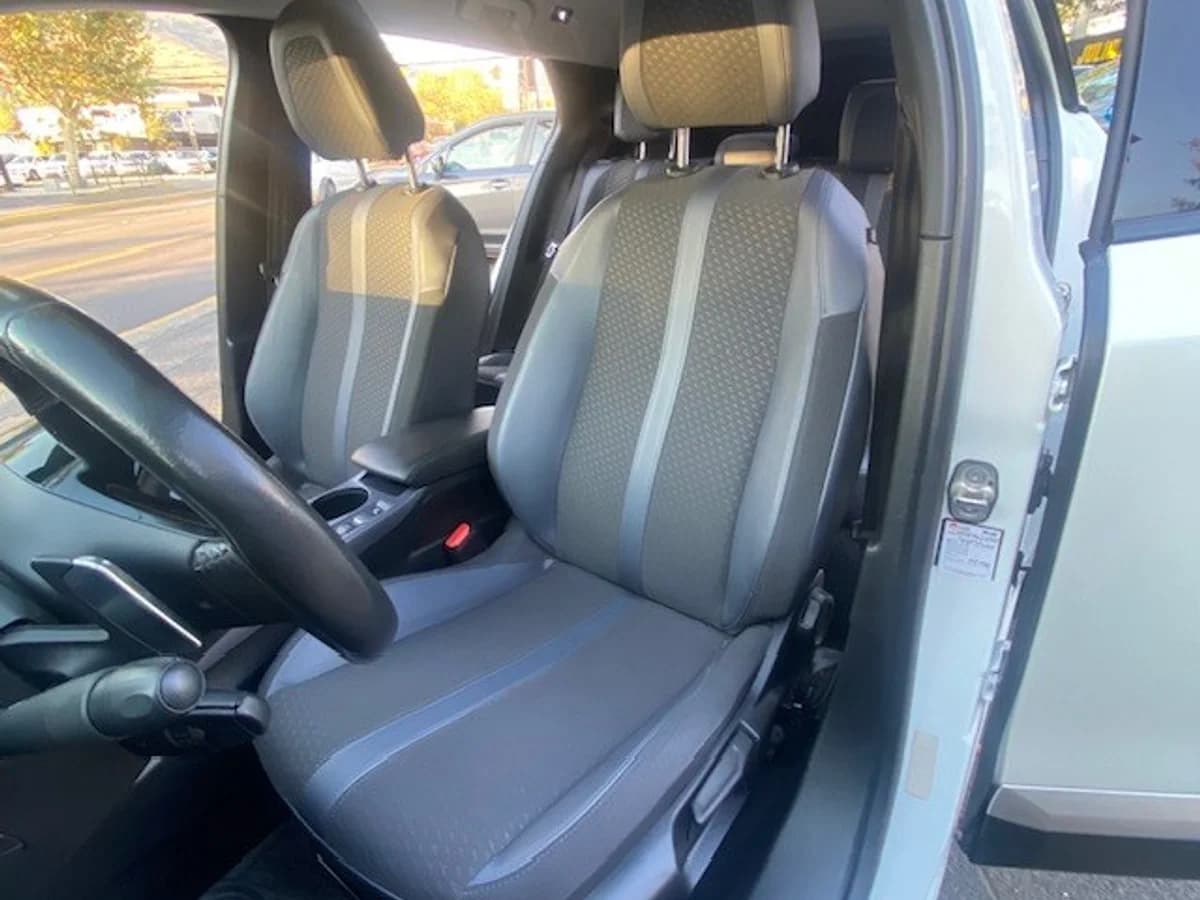 PEUGEOT 2008 2008 BLUE HDI 2021 - Imagen 22