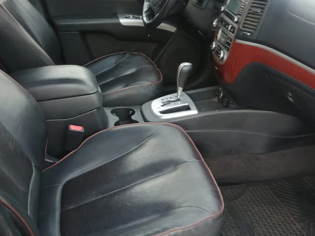 HYUNDAI SANTA FE 2.7 AUT 4X4 FULL - Imagen 16