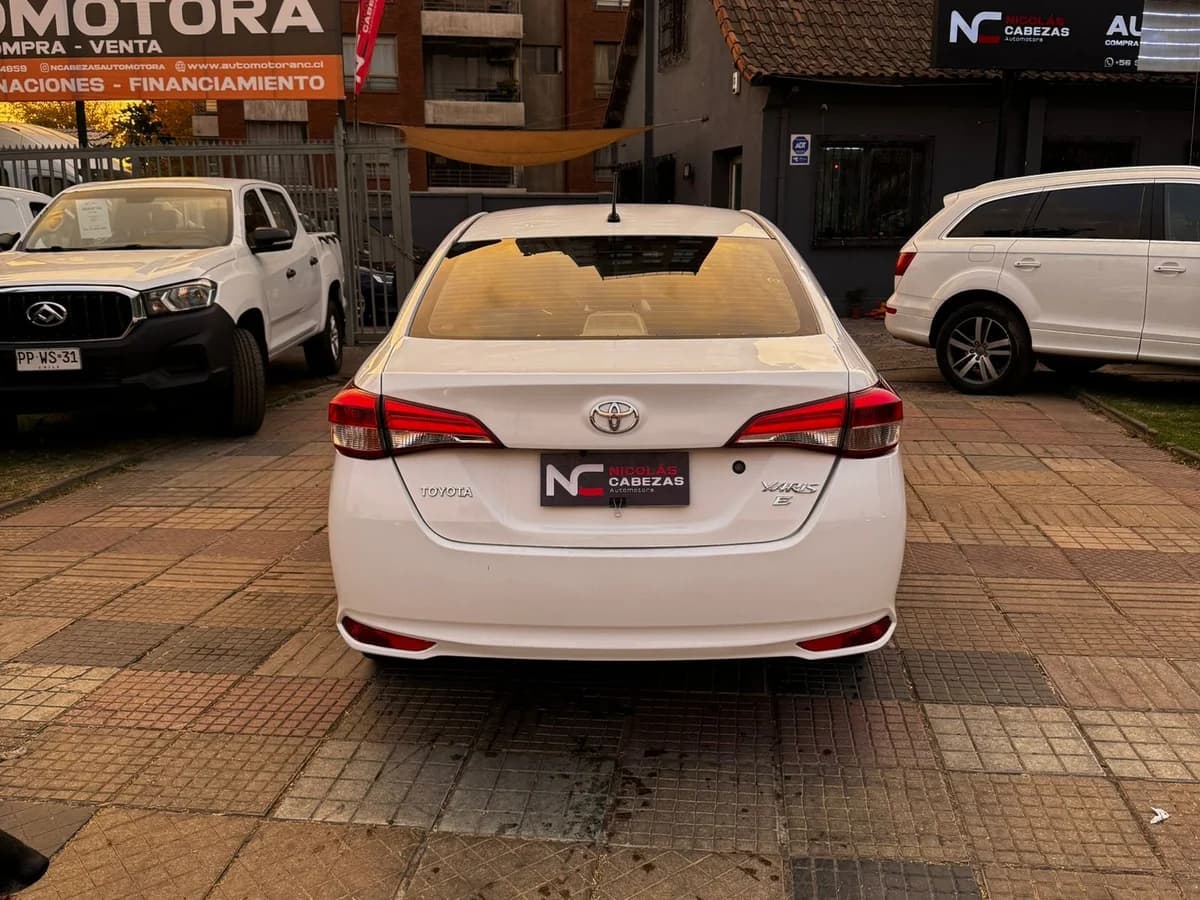 TOYOTA YARIS GLI 1.5 - Imagen 5