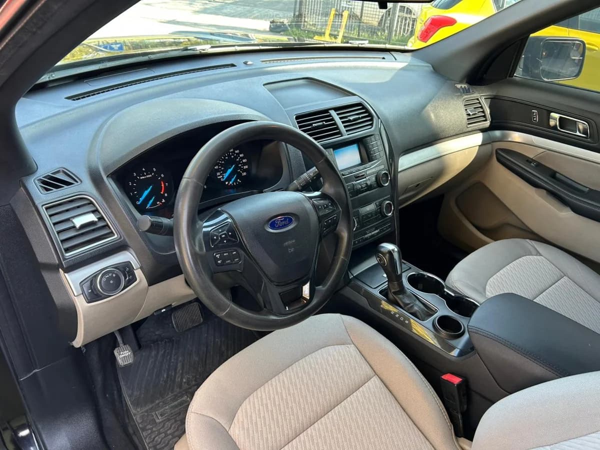 Ford Explorer XLT 2020 - Imagen 12