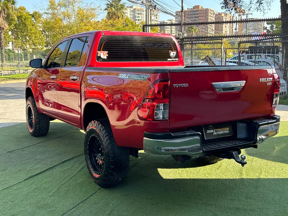 Toyota Hilux SR 2.8D 2019 - Imagen 3