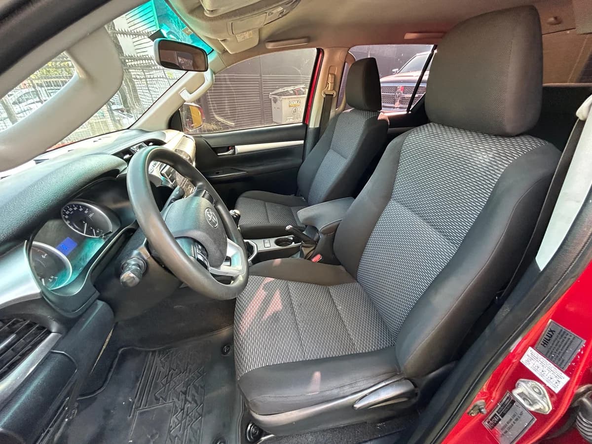 Toyota Hilux SR 2.8D 2019 - Imagen 14