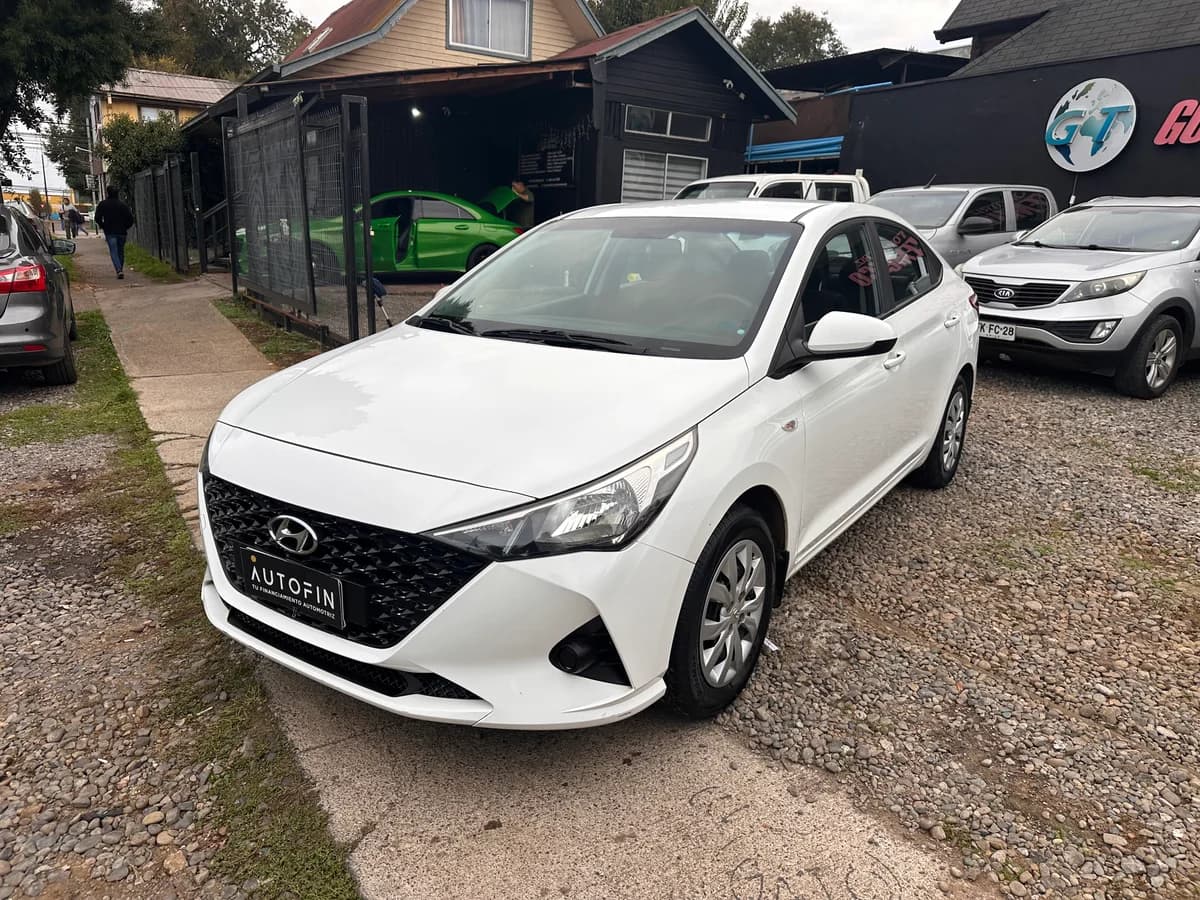 HYUNDAI ACCENT HCI 1.4 MT6 PLUS, 2021 - Imagen 2
