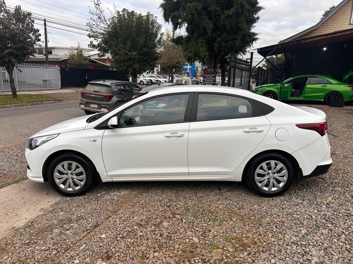 HYUNDAI ACCENT HCI 1.4 MT6 PLUS, 2021 - Imagen 6