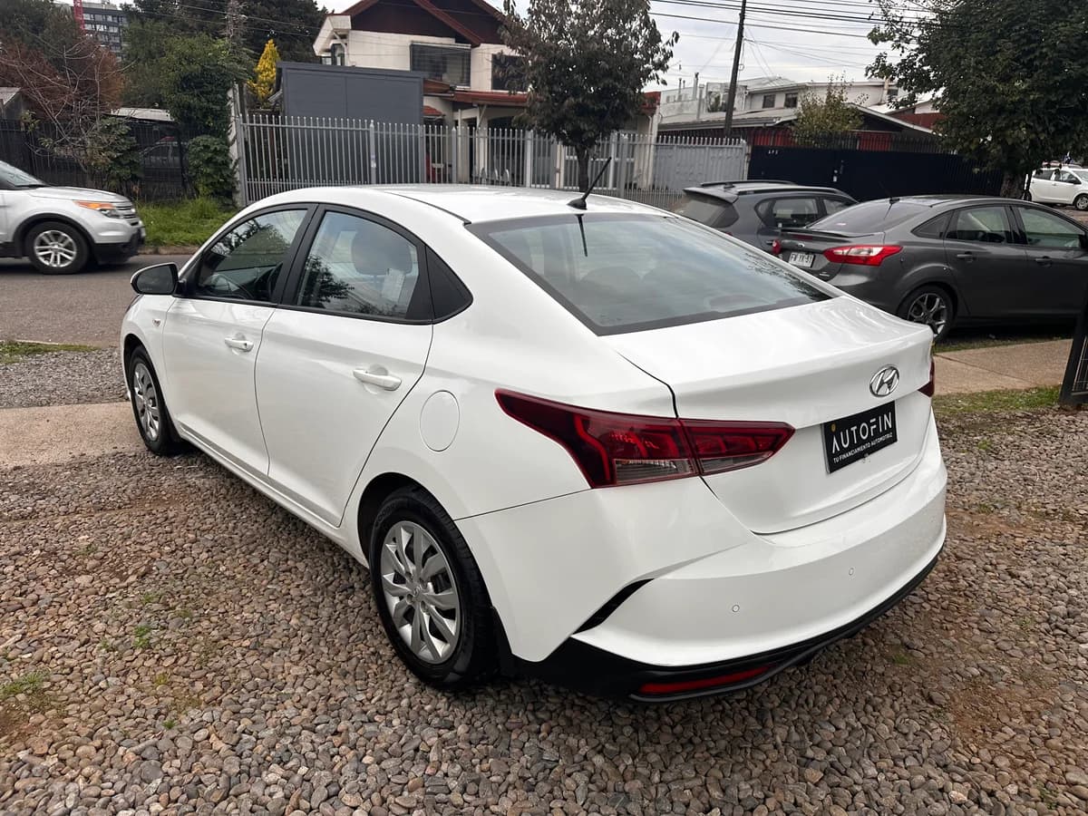 HYUNDAI ACCENT HCI 1.4 MT6 PLUS, 2021 - Imagen 7