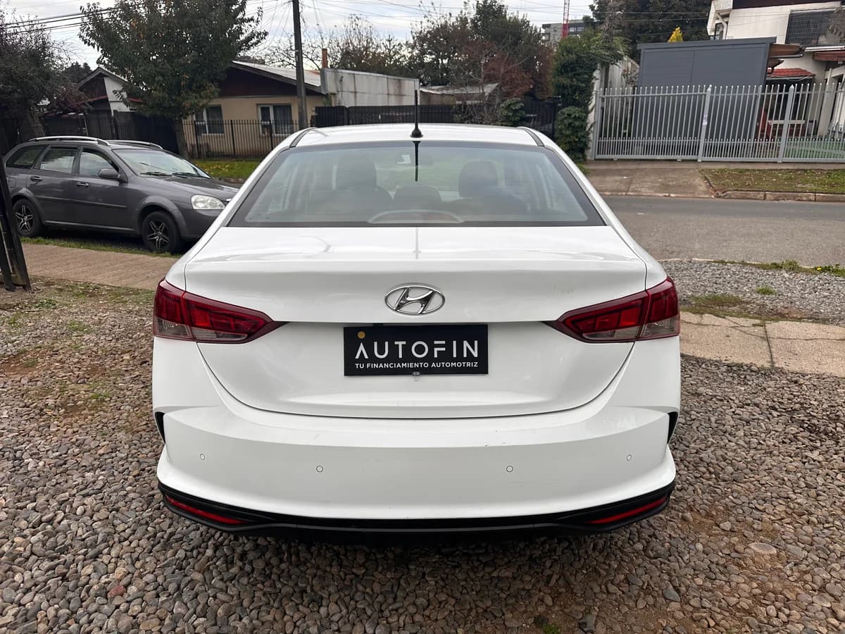 HYUNDAI ACCENT HCI 1.4 MT6 PLUS, 2021 - Imagen 8