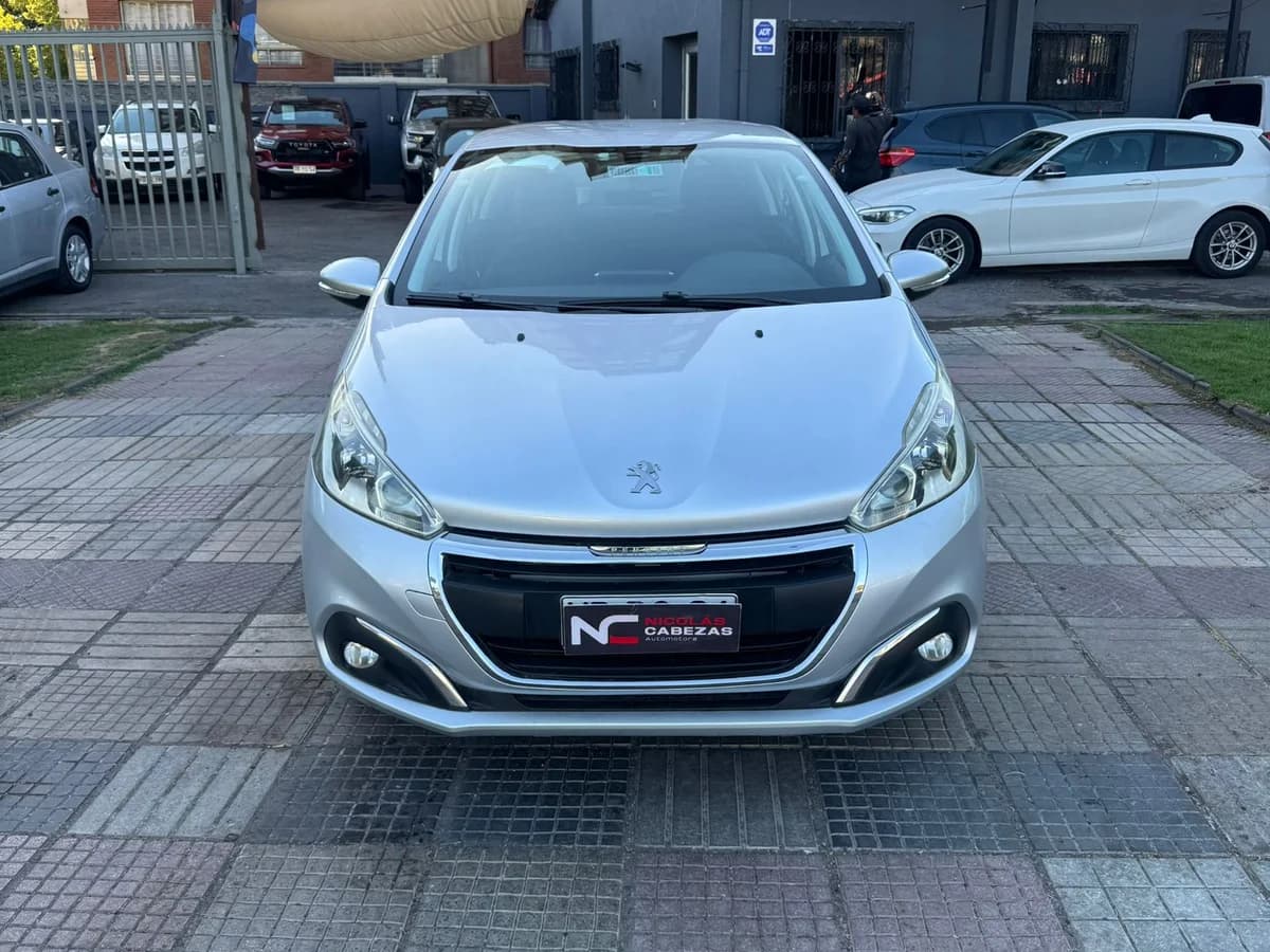 PEUGEOT ACTIVE 208 - Imagen 2