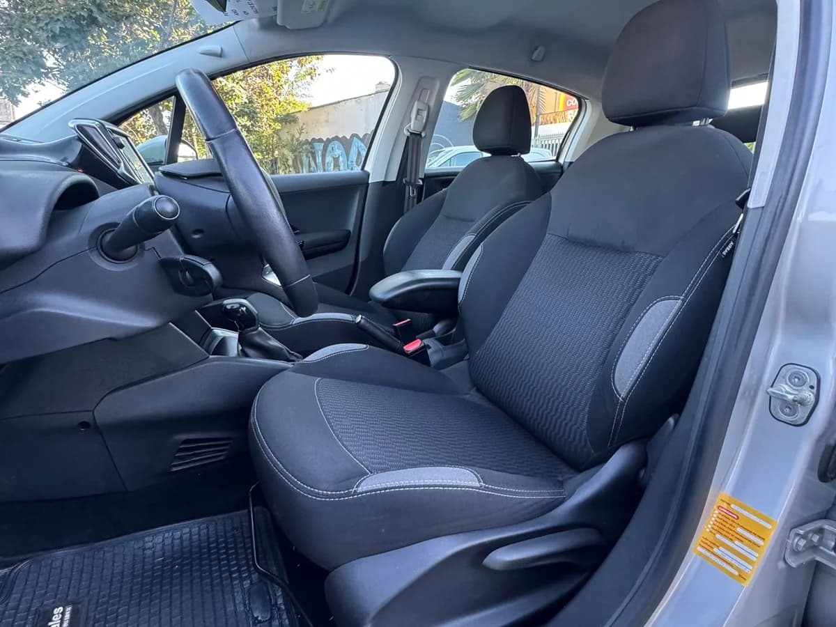 PEUGEOT ACTIVE 208 - Imagen 11
